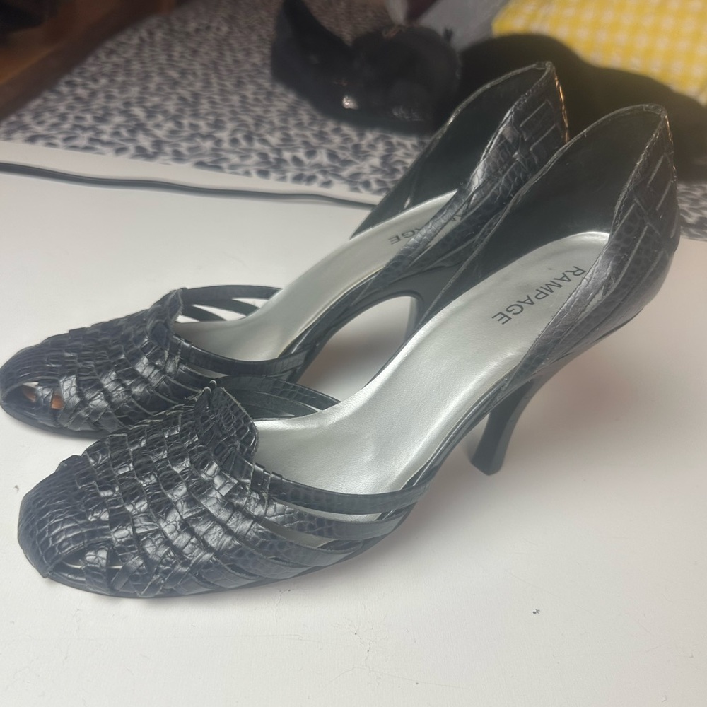 Rampage Black Leather Woven Closed Toe Y2K Vintage Slip‎ On Sexy Chic Heels 10